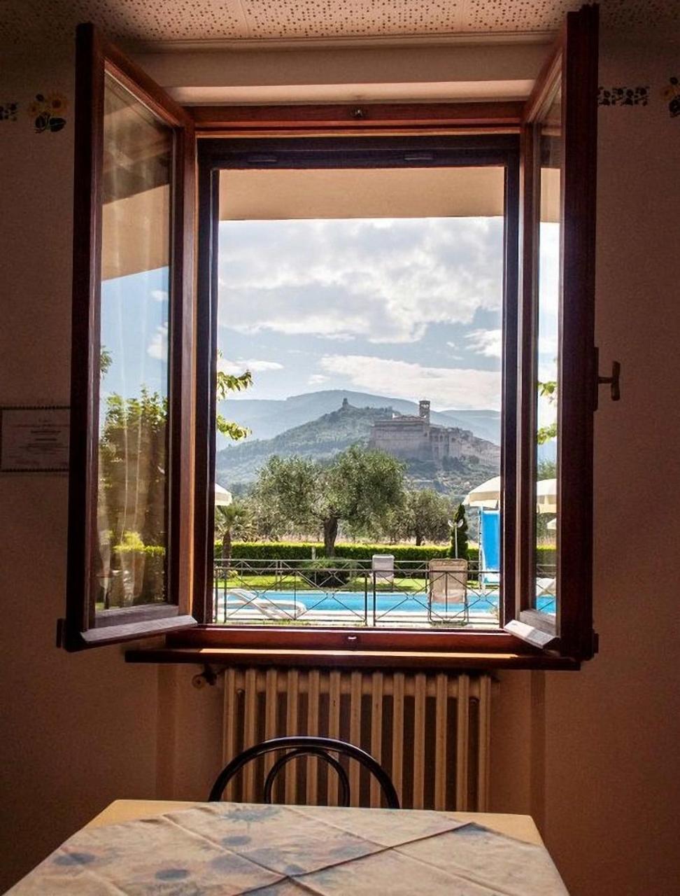 Agriturismo Il Girasole Assisi Eksteriør billede
